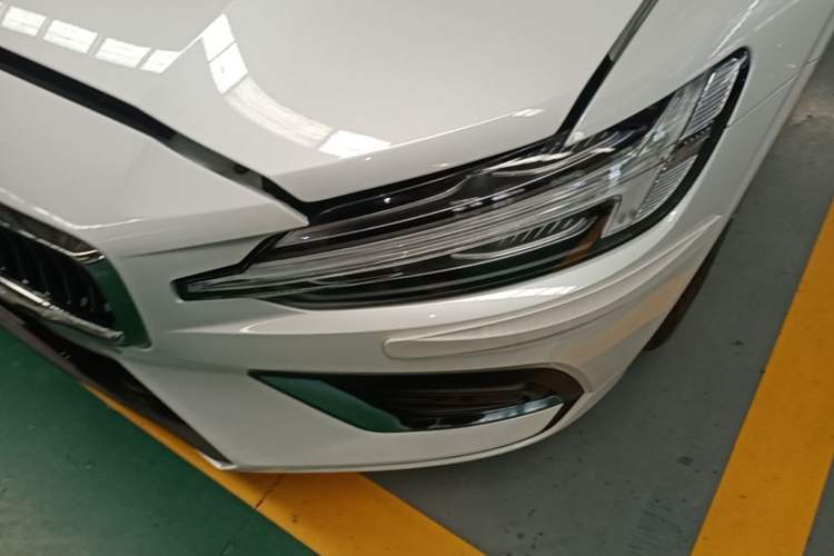 Used Volvo S60 2025 B4 Zhiyi Luxury Edition Left Front Headlight