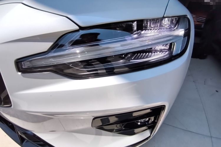 Used Volvo S60 2025 B5 Zhiya Sport Edition Left Front Headlight