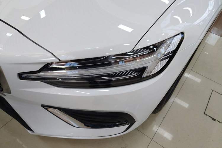 Used Volvo S60 2025 B4 Zhiyi Luxury Edition Left Front Headlight
