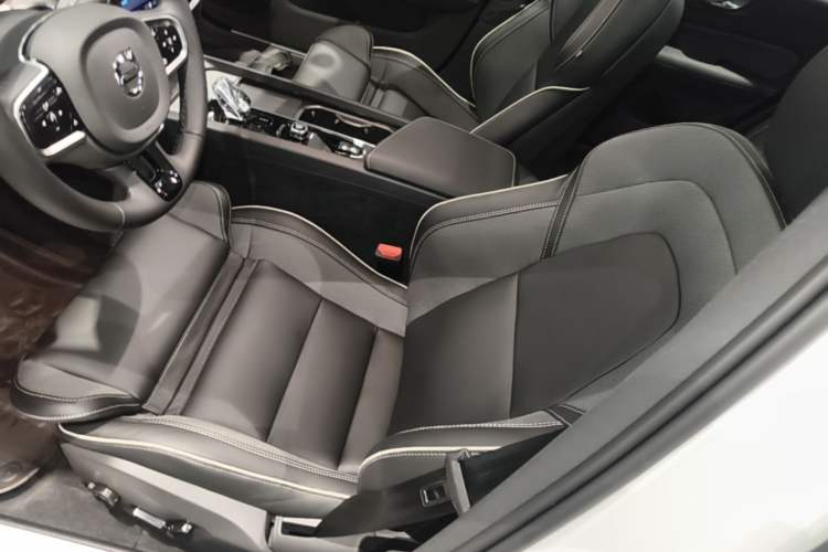 Used Volvo S60 2025 B5 Zhiya Sport Edition Left Front Seat