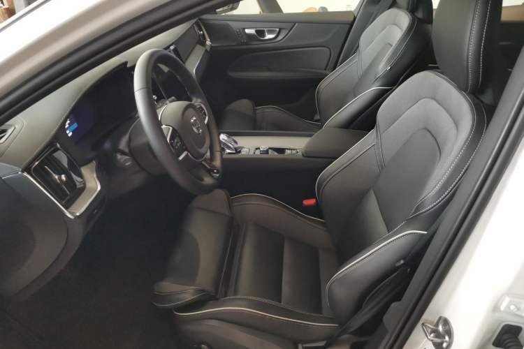 Used Volvo S60 2025 B5 Zhiya Sport Edition Left Front Seat