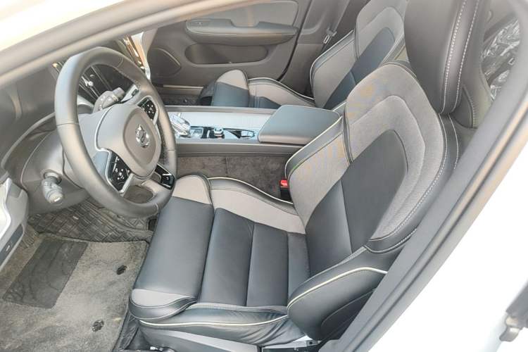 Used Volvo S60 2025 B4 Zhiyuan Sport Edition Left Front Seat