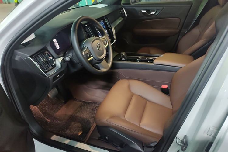 Used Volvo S60 2025 B4 Zhiyi Luxury Edition Left Front Seat