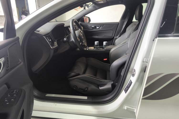 Used Volvo S60 2025 B5 Zhiya Sport Edition Left Front Seat