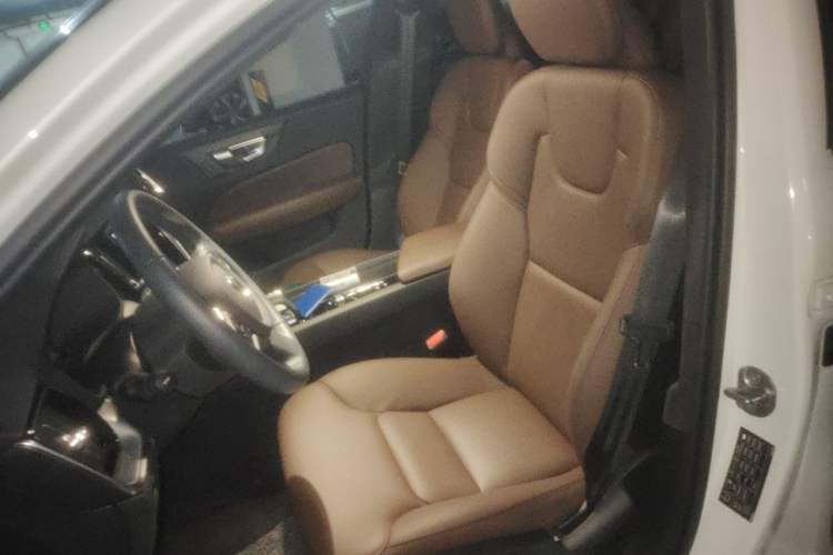 Used Volvo S60 2025 B4 Zhiyi Luxury Edition Left Front Seat