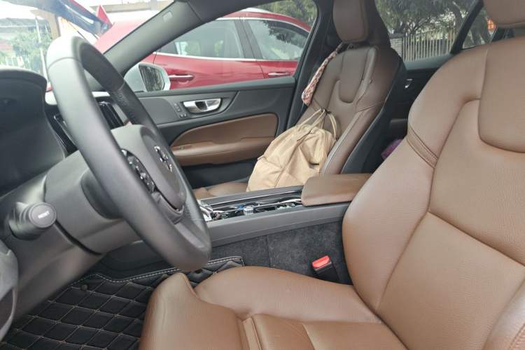 Used Volvo S60 2025 B4 Zhiyuan Luxury Edition Left Front Seat