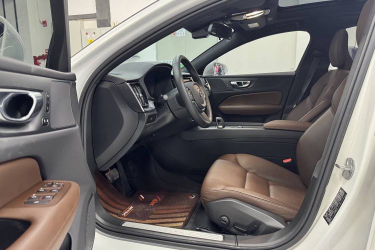 Used Volvo S60 2025 B4 Zhiyi Luxury Edition Left Front Seat
