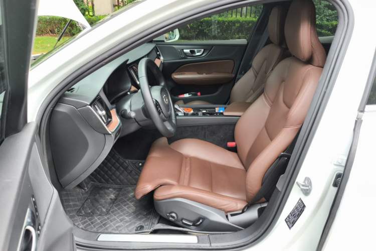 Used Volvo S60 2025 B4 Zhiyuan Luxury Edition Left Front Seat