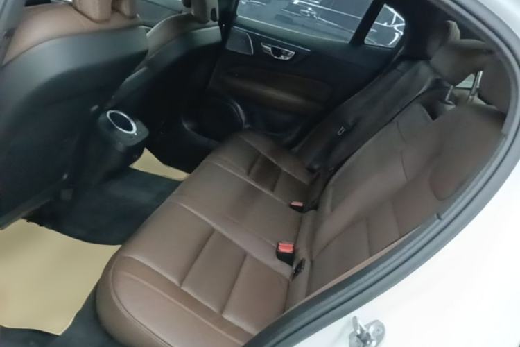 Used Volvo S60 2025 B4 Zhiyi Luxury Edition Left Rear Seat