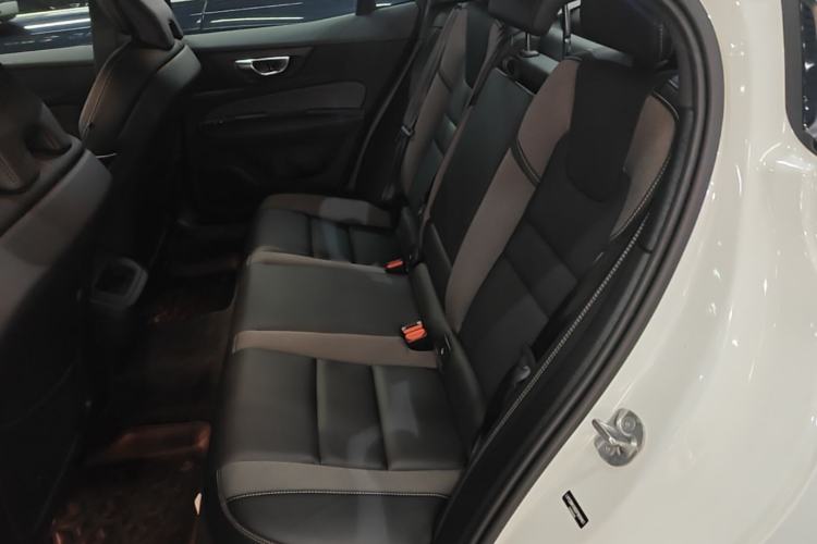 Used Volvo S60 2025 B5 Zhiya Sport Edition Left Rear Seat
