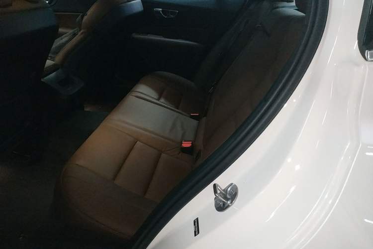 Used Volvo S60 2025 B4 Zhiyuan Luxury Edition Left Rear Seat