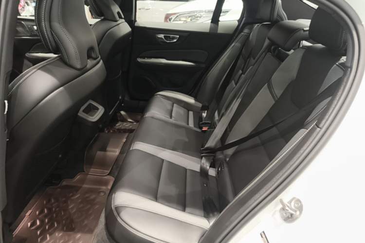 Used Volvo S60 2025 B5 Zhiya Sport Edition Left Rear Seat