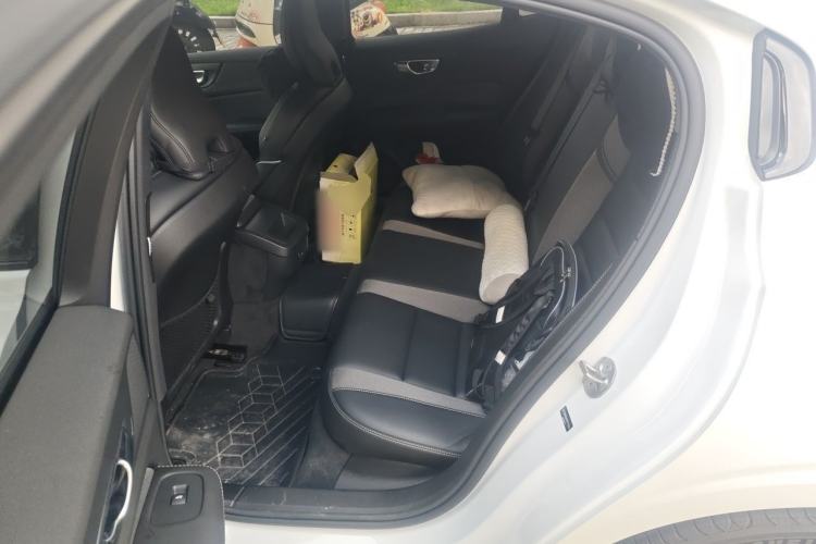 Used Volvo S60 2025 B4 Zhiyuan Sport Edition Left Rear Seat