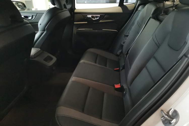 Used Volvo S60 2025 B5 Zhiya Sport Edition Left Rear Seat