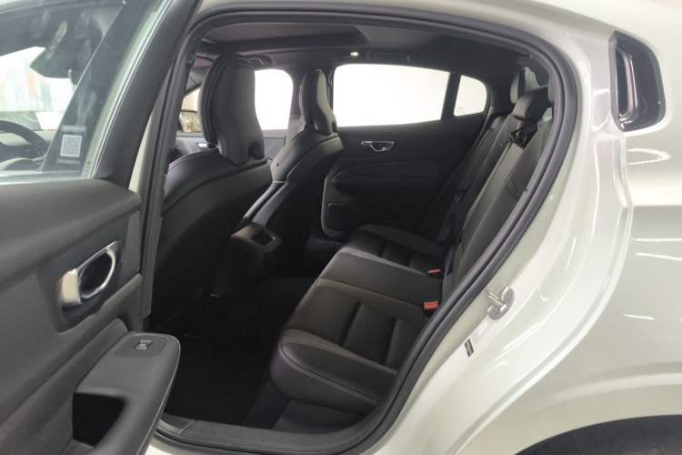 Used Volvo S60 2025 B5 Zhiya Sport Edition Left Rear Seat