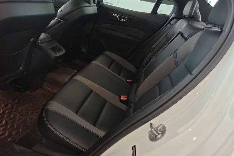 Used Volvo S60 2025 B5 Zhiya Sport Edition Left Rear Seat