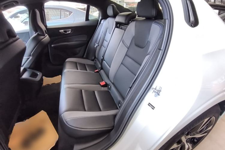 Used Volvo S60 2025 B5 Zhiya Sport Edition Left Rear Seat