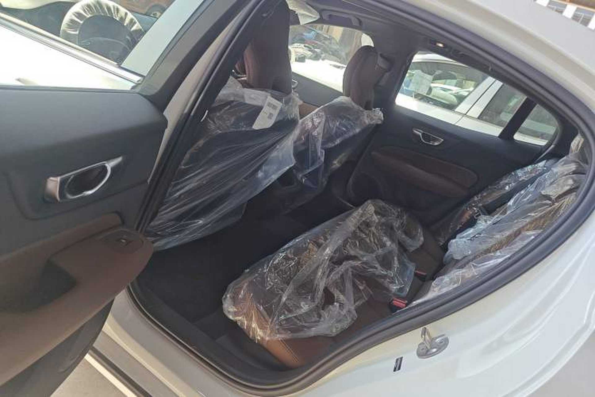 Used Volvo S60 2025 B4 Zhiyi Luxury Edition Left Rear Seat