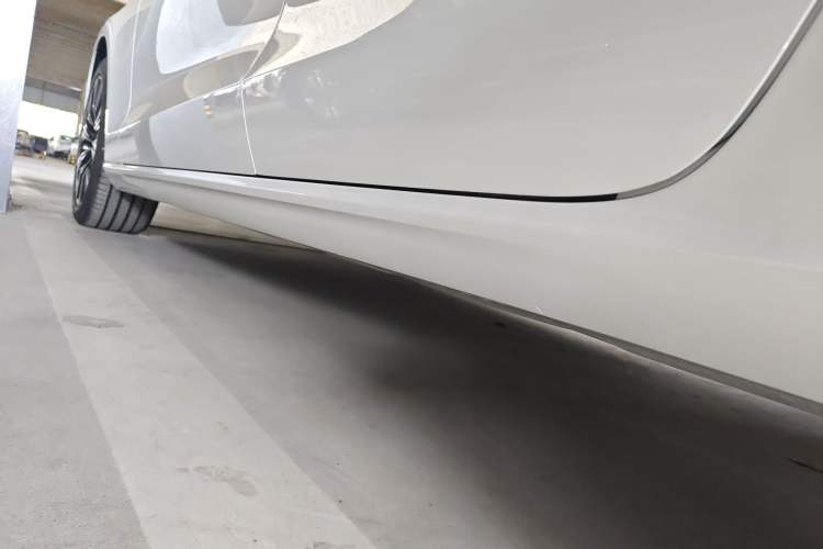 Used Volvo S60 2025 B4 Zhiyuan Luxury Edition Left Side Sill