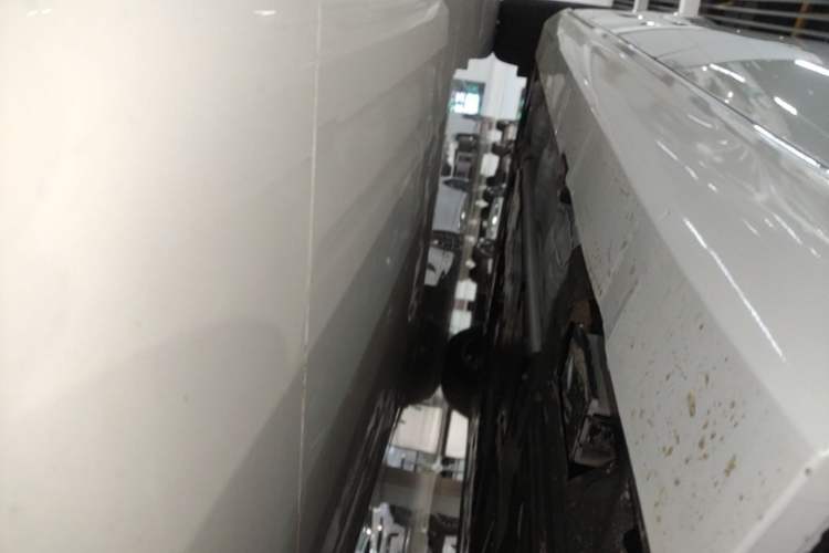 Used Volvo S60 2025 B4 Zhiyi Luxury Edition Left Side Sill