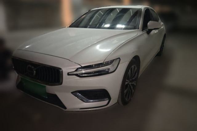 Used Volvo S60 2025 B4 Zhiyuan Luxury Edition