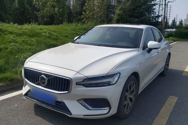 Used Volvo S60 2025 B4 Zhiyi Luxury Edition