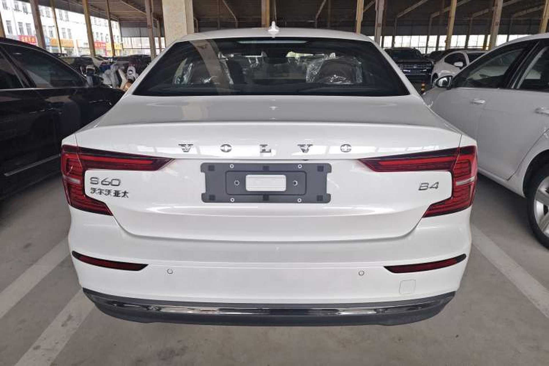 Used Volvo S60 2025 B4 Zhiyuan Luxury Edition Rear
