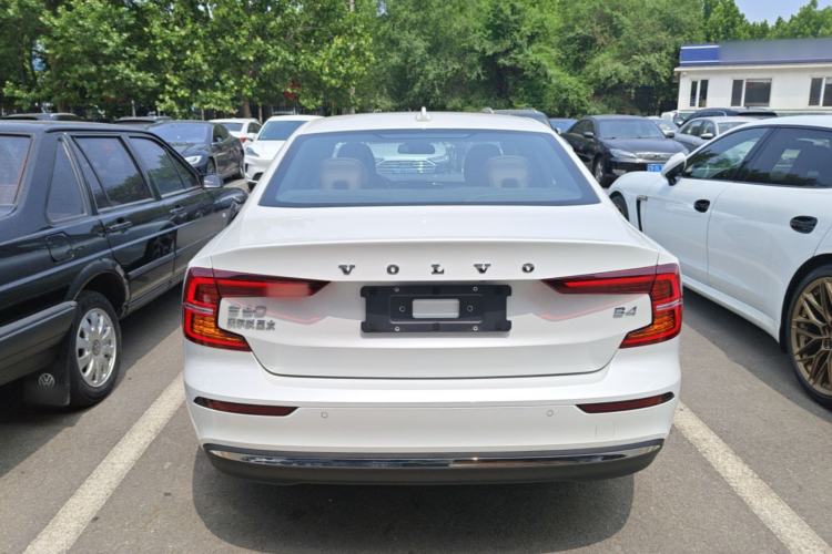 Used Volvo S60 2025 B4 Zhiyi Luxury Edition Rear