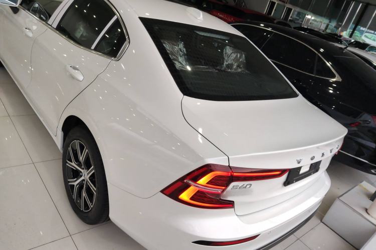 Used Volvo S60 2025 B4 Zhiyi Luxury Edition Rear
