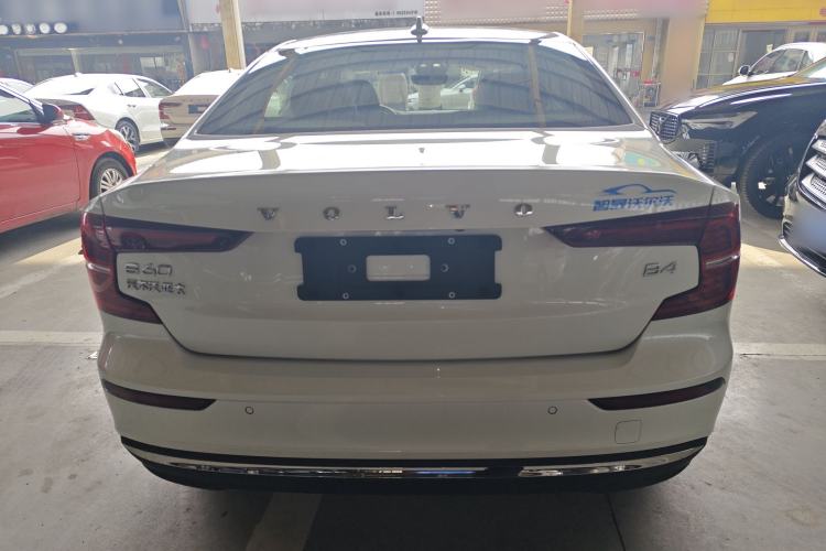 Used Volvo S60 2025 B4 Zhiyuan Luxury Edition Rear