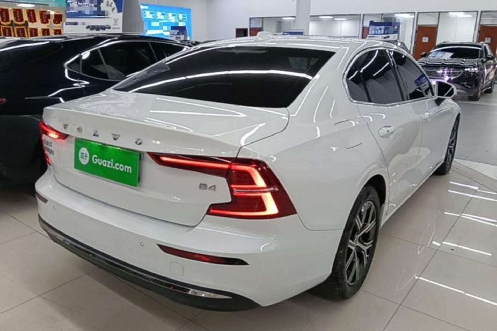 Used Volvo S60 2025 B4 Zhiyi Luxury Edition Rear Right 45 Deg