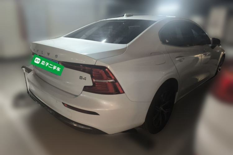 Used Volvo S60 2025 B4 Zhiyi Luxury Edition Rear Right 45 Deg