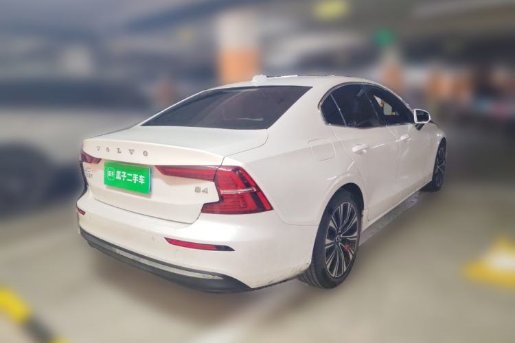 Used Volvo S60 2025 B4 Zhiyuan Luxury Edition Rear Right 45 Deg
