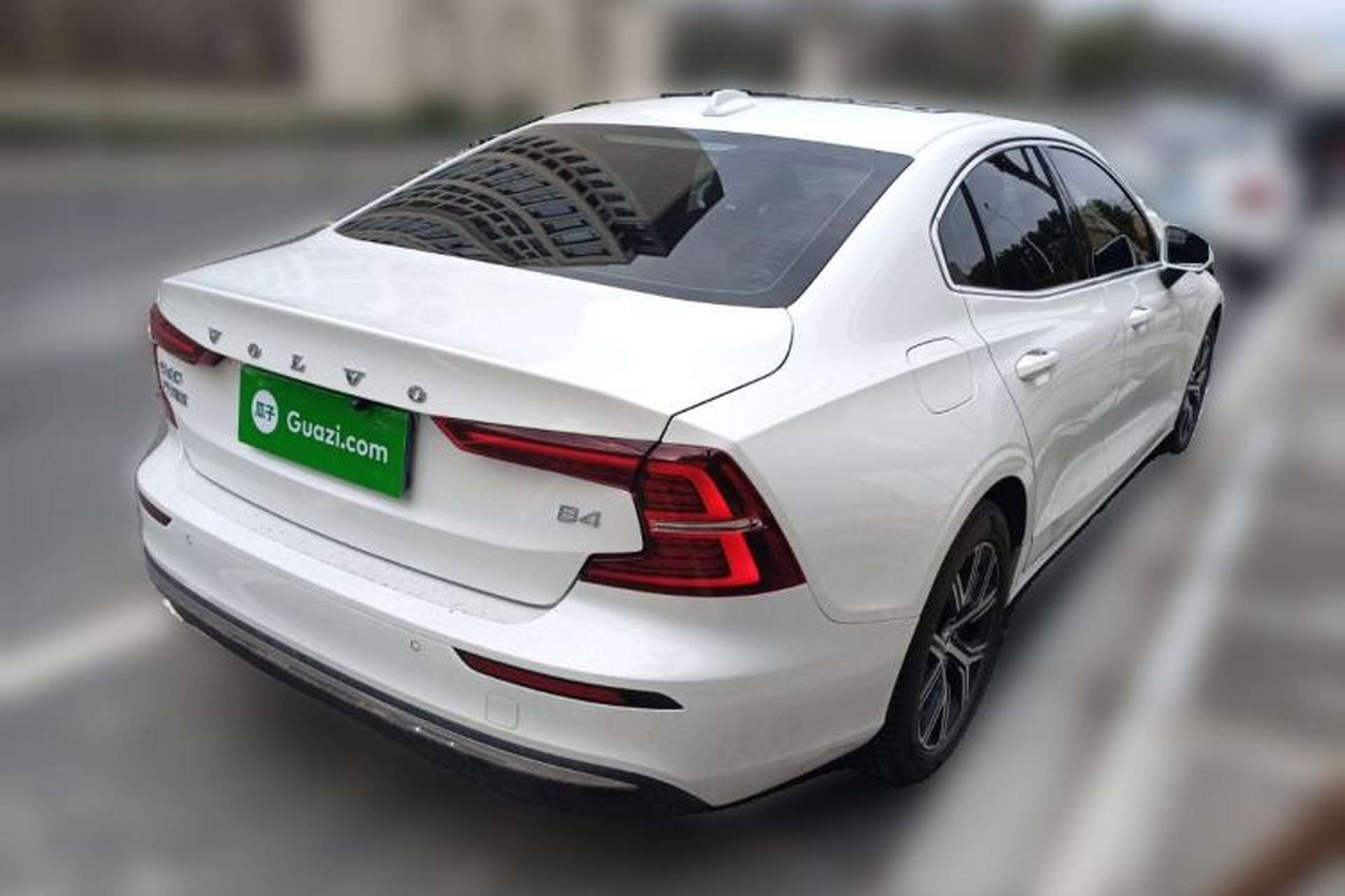 Used Volvo S60 2025 B4 Zhiyi Luxury Edition Rear Right 45 Deg