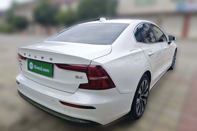 Used Volvo S60 2025 B4 Zhiyuan Luxury Edition Rear Right 45 Deg