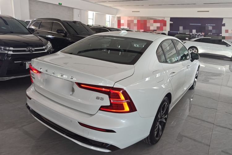 Used Volvo S60 2025 B5 Zhiya Sport Edition Rear Right 45 Deg