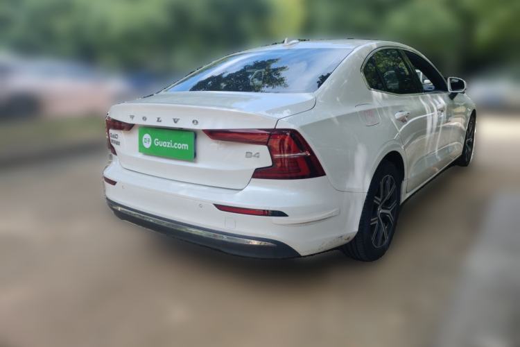 Used Volvo S60 2025 B4 Zhiyi Luxury Edition Rear Right 45 Deg