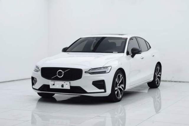 Used Volvo S60 2025 B4 Zhiyuan Sport Edition