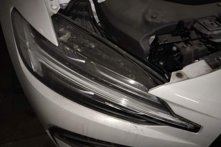 Used Volvo S60 2025 B4 Zhiyi Luxury Edition Right Front Headlight