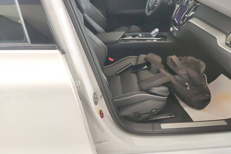 Used Volvo S60 2025 B5 Zhiya Sport Edition Right Front Seat