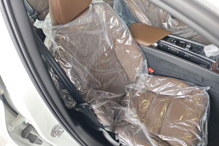 Used Volvo S60 2025 B4 Zhiyuan Luxury Edition Right Front Seat