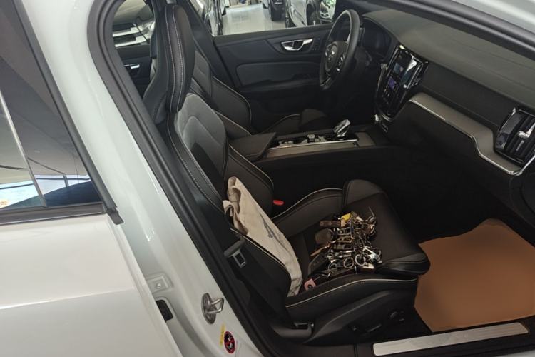 Used Volvo S60 2025 B5 Zhiya Sport Edition Right Front Seat