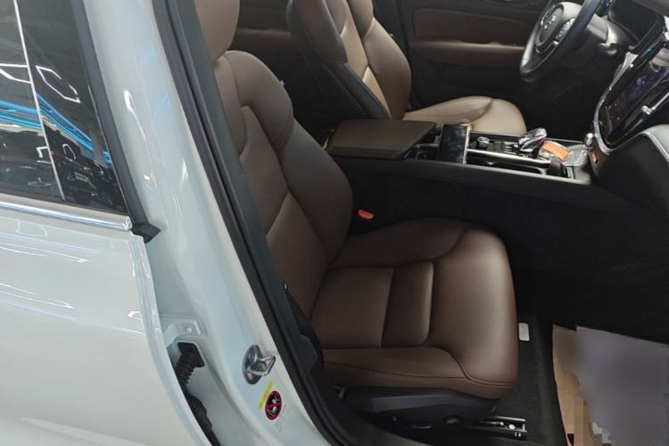 Used Volvo S60 2025 B4 Zhiyi Luxury Edition Right Front Seat