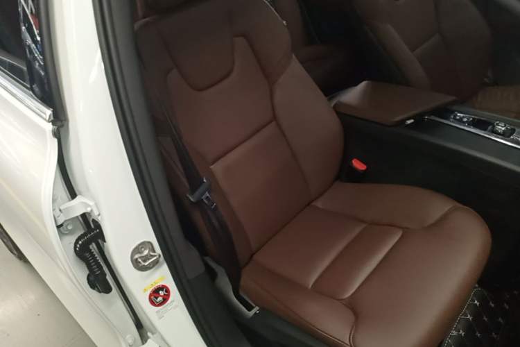 Used Volvo S60 2025 B4 Zhiyi Luxury Edition Right Front Seat