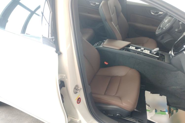 Used Volvo S60 2025 B4 Zhiyi Luxury Edition Right Front Seat
