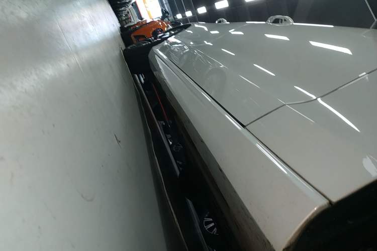 Used Volvo S60 2025 B4 Zhiyuan Luxury Edition Right Side Sill