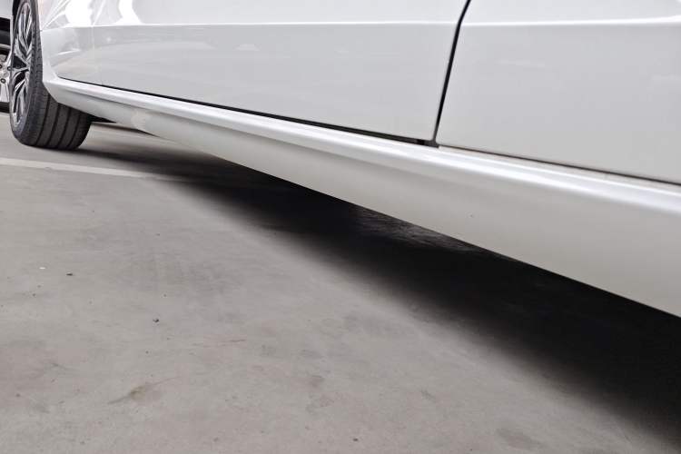 Used Volvo S60 2025 B4 Zhiyuan Luxury Edition Right Side Sill
