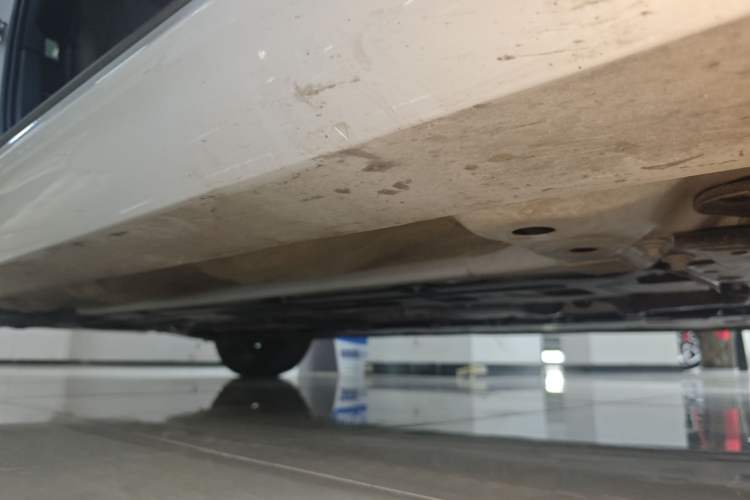 Used Volvo S60 2025 B4 Zhiyuan Luxury Edition Right Side Sill