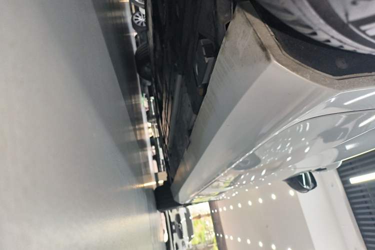 Used Volvo S60 2025 B5 Zhiya Sport Edition Right Side Sill