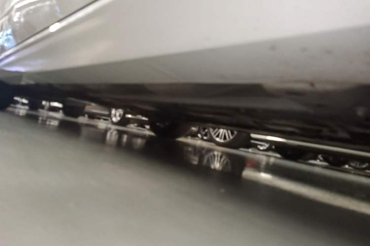 Used Volvo S60 2025 B4 Zhiyi Luxury Edition Right Side Sill